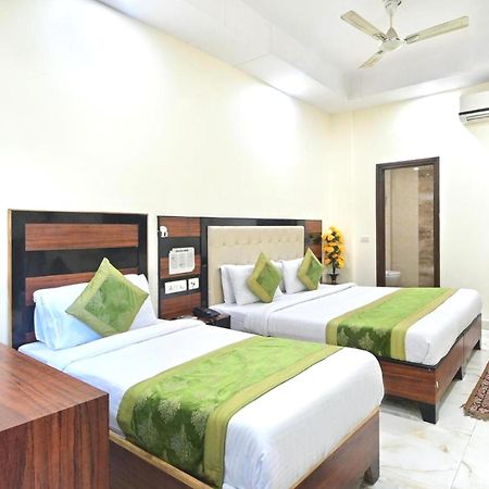 Hotel Emporio View - New Delhi Railway Station - Paharganj Exteriör bild