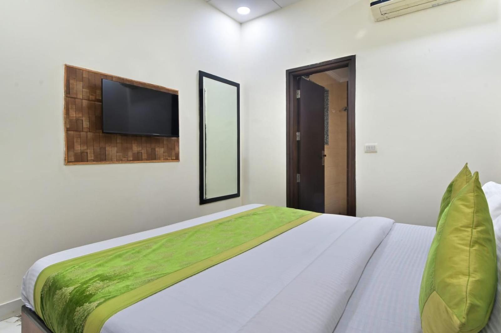 Hotel Emporio View - New Delhi Railway Station - Paharganj Exteriör bild