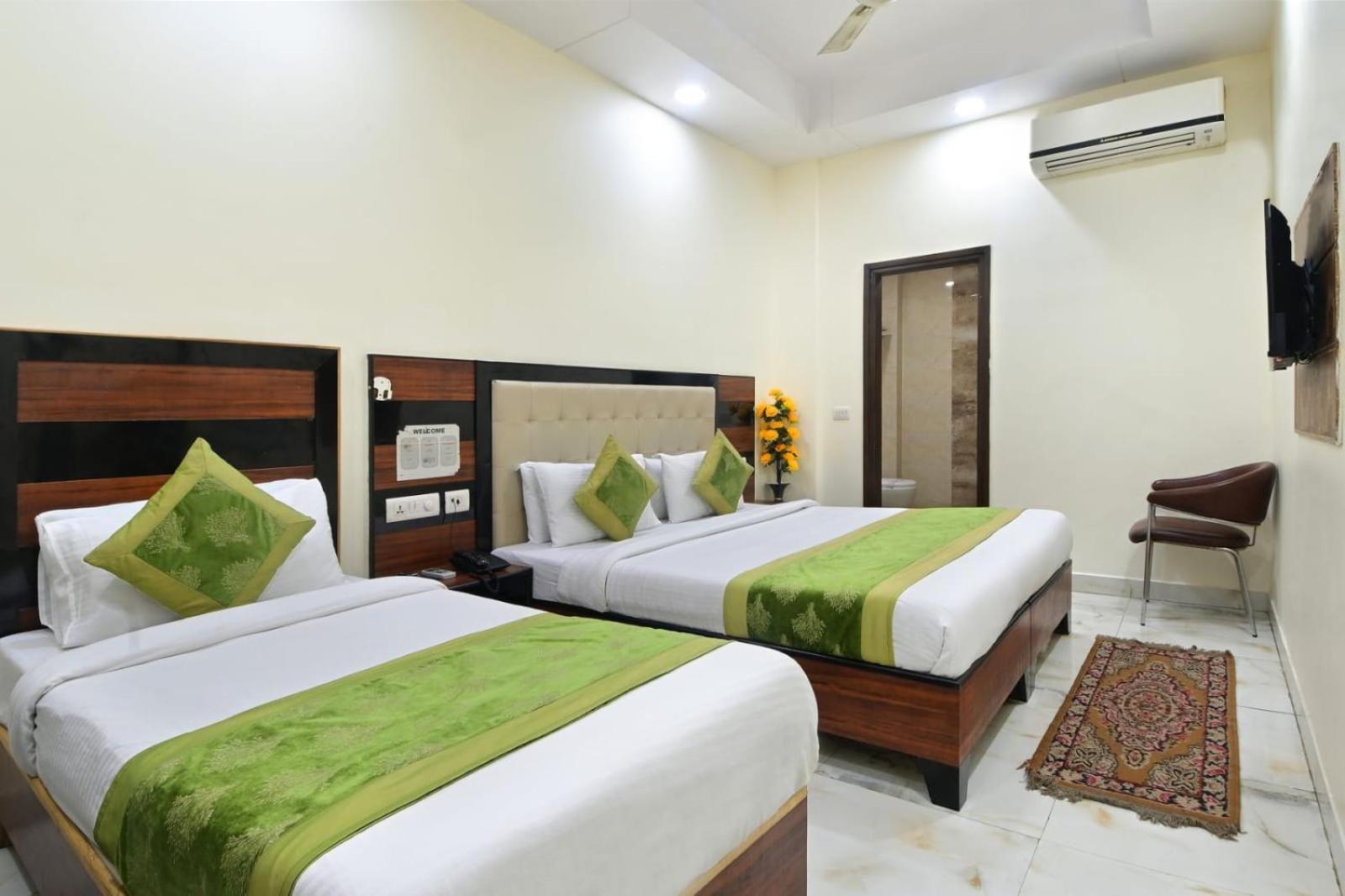 Hotel Emporio View - New Delhi Railway Station - Paharganj Exteriör bild