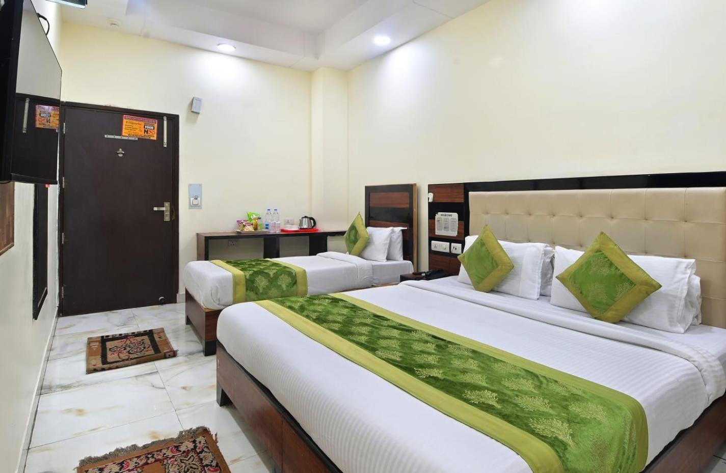Hotel Emporio View - New Delhi Railway Station - Paharganj Exteriör bild