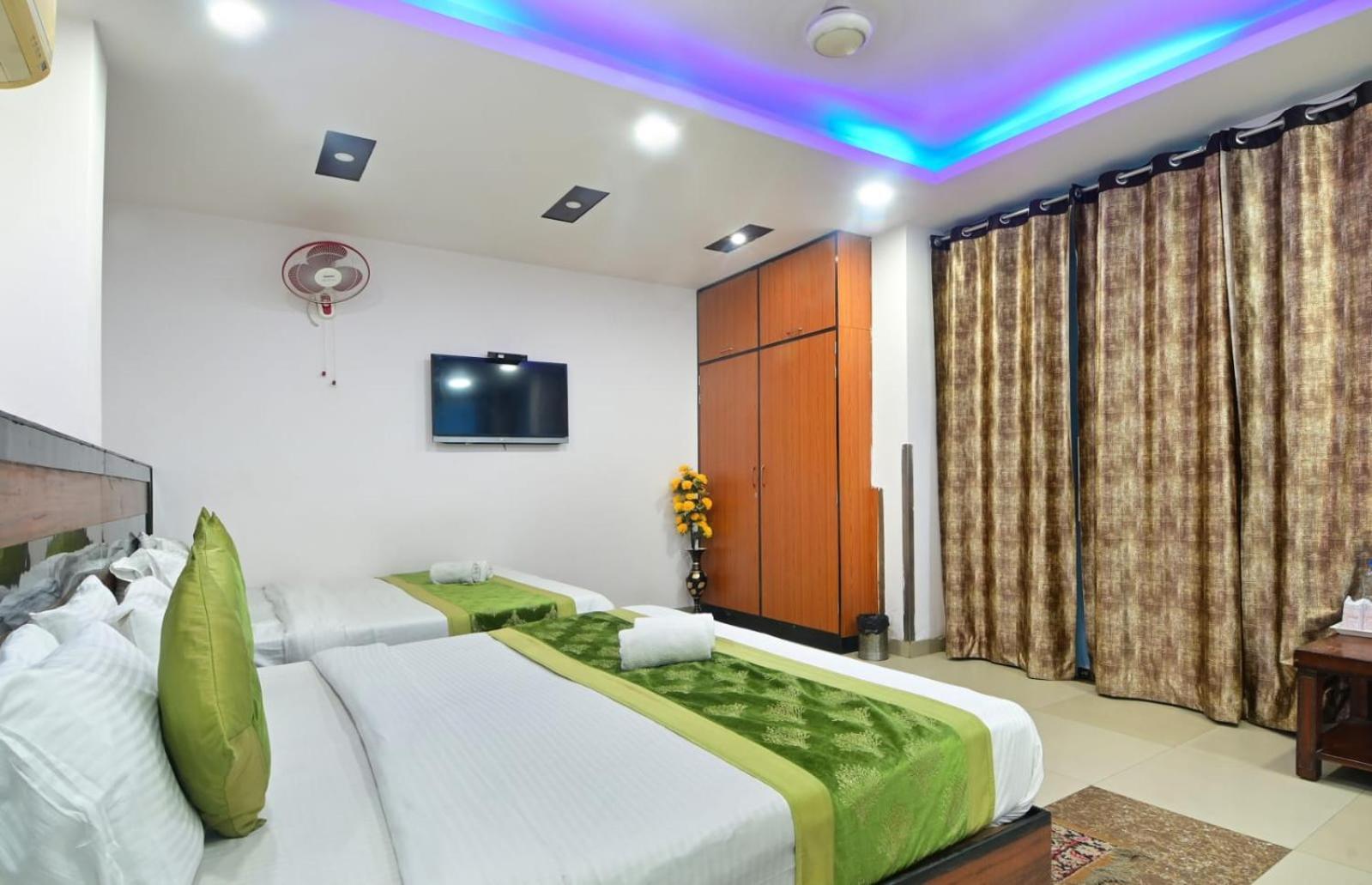 Hotel Emporio View - New Delhi Railway Station - Paharganj Exteriör bild